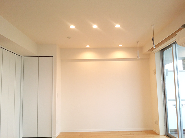 照明はＬＥＤダウンライトで統一　全て調光付き